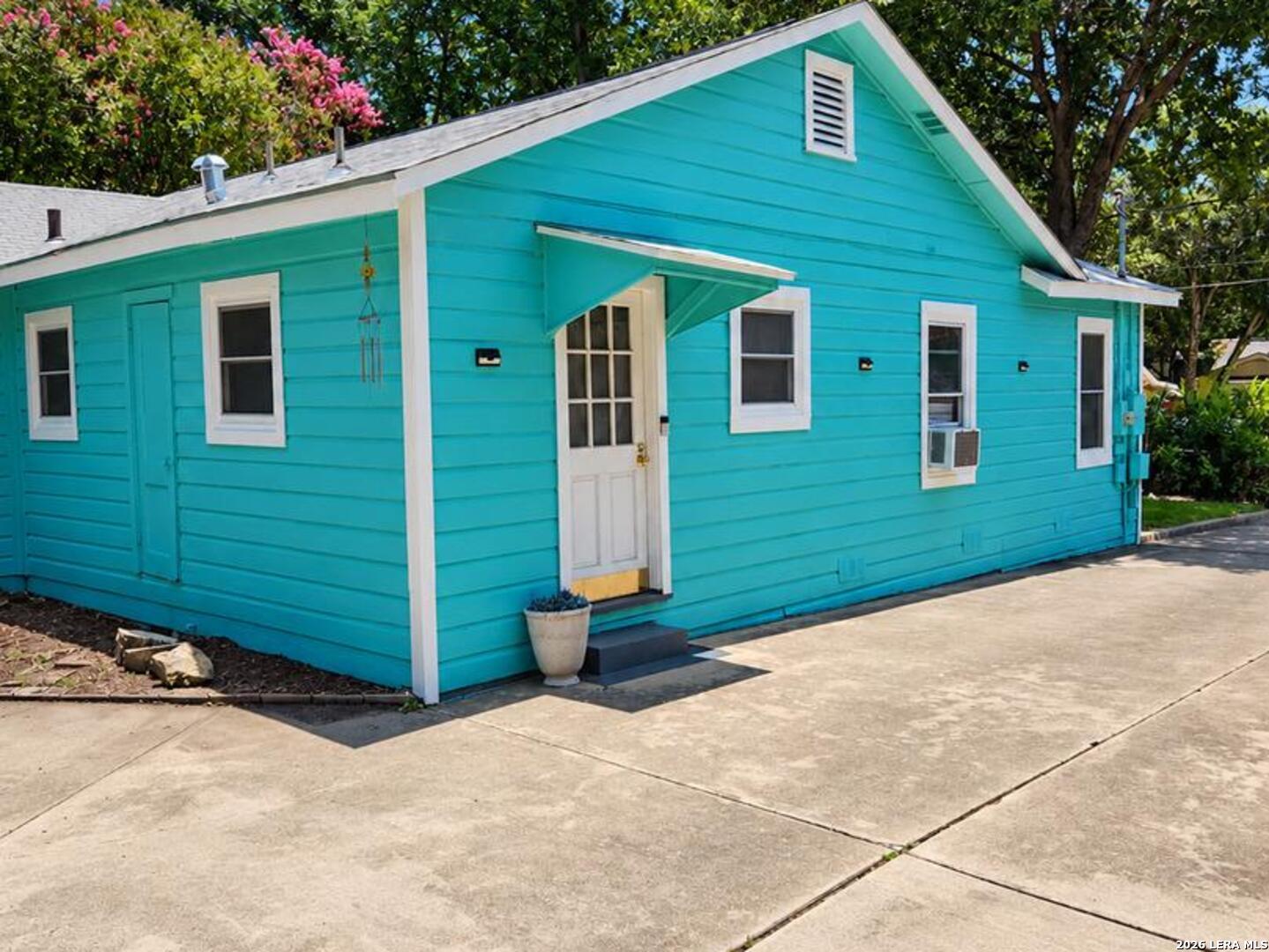 219 N Argo Avenue Alamo Heights TX 78209