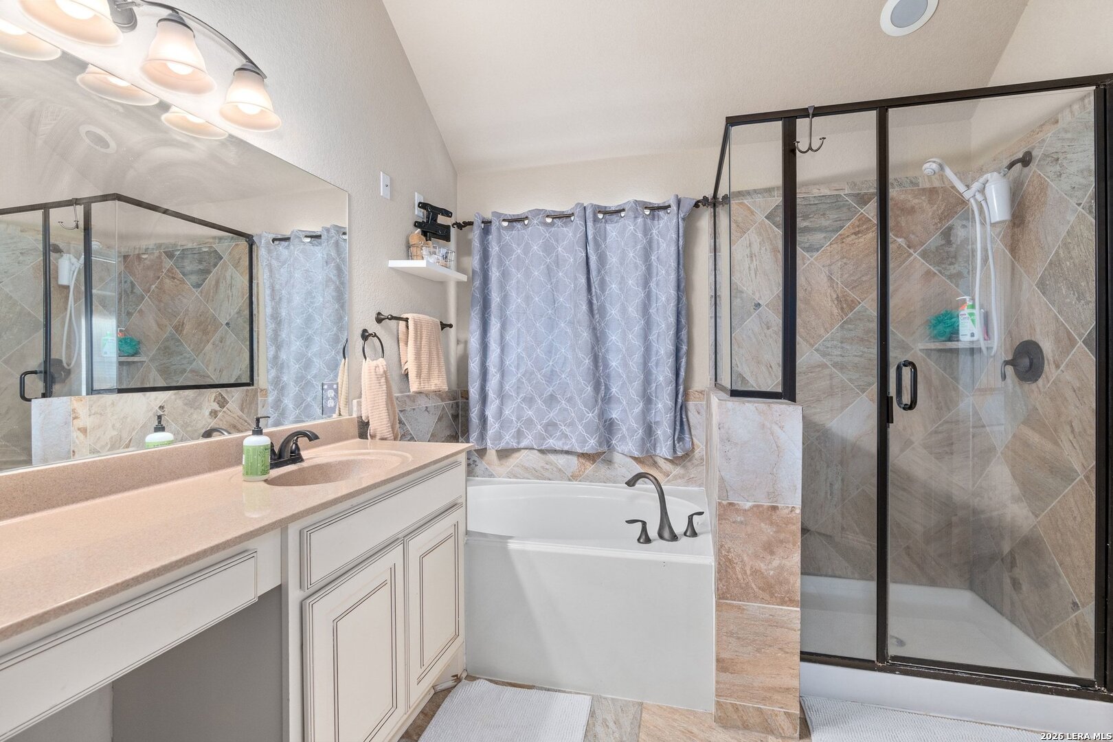 27146 Smokey Chase Boerne TX 78015