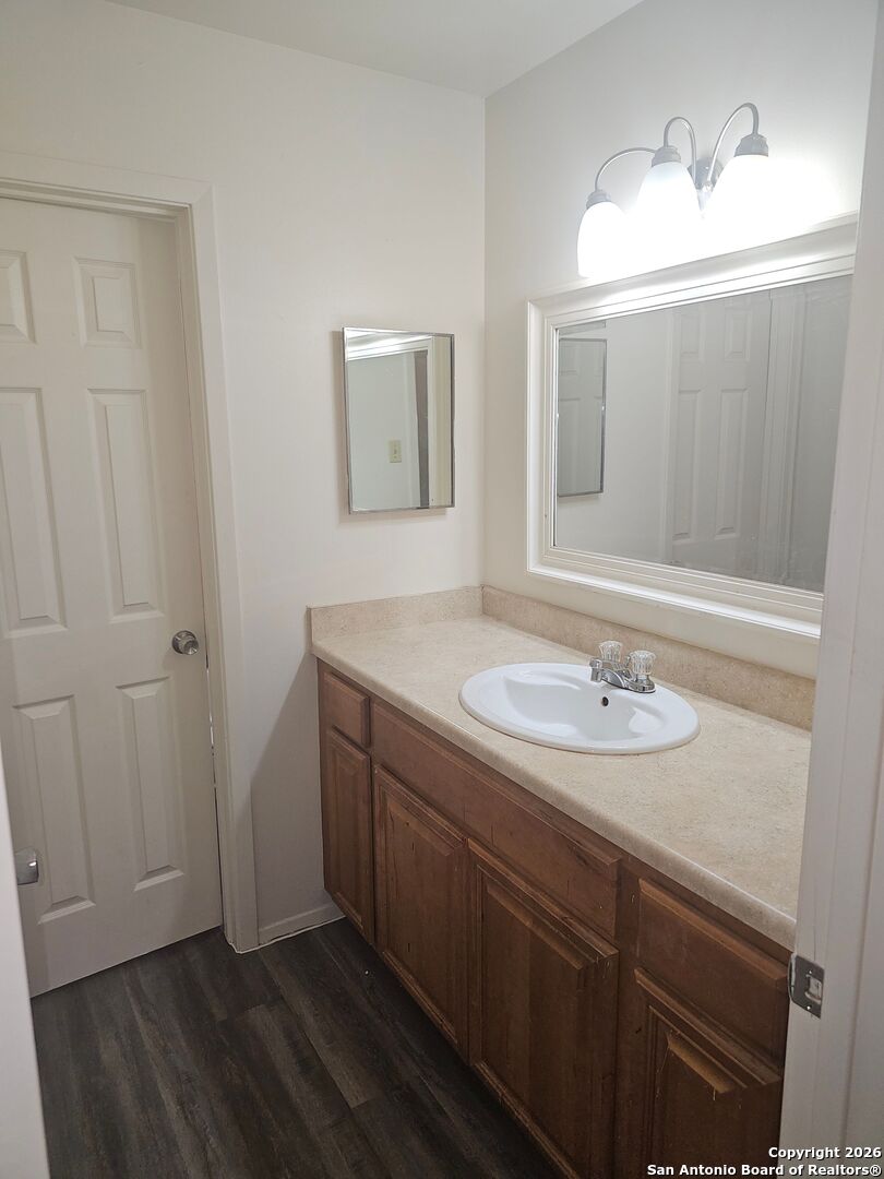 4335 Sunnyvale San Antonio TX 78217