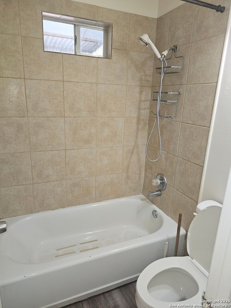 4335 Sunnyvale San Antonio TX 78217