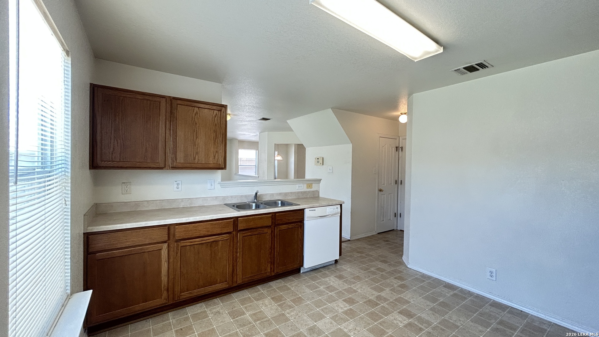 11011 Dublin Field San Antonio TX 78254