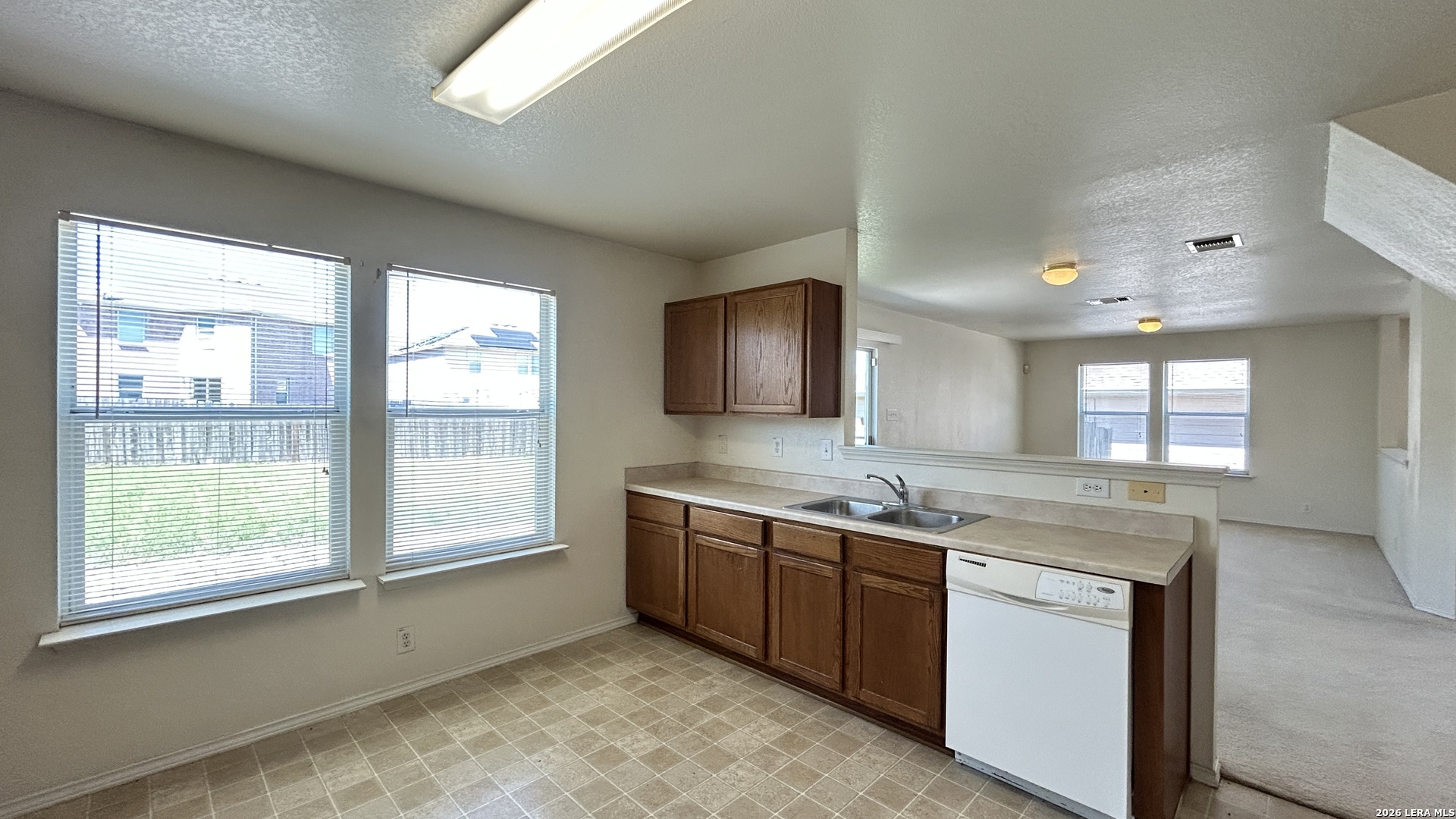 11011 Dublin Field San Antonio TX 78254