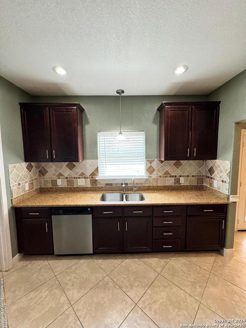 3911 Impatiens View San Antonio TX 78245