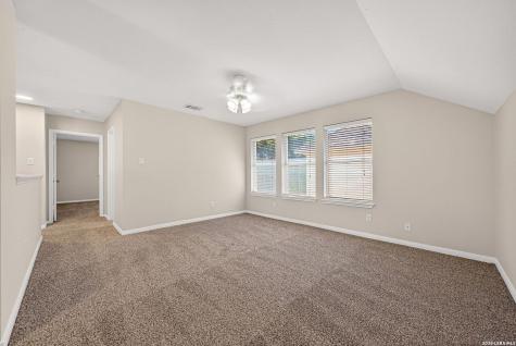 137 Niemietz Cove Cibolo TX 78108