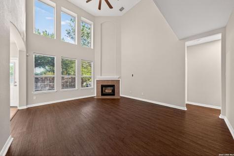 137 Niemietz Cove Cibolo TX 78108