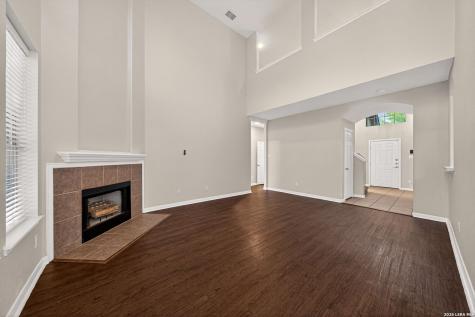 137 Niemietz Cove Cibolo TX 78108