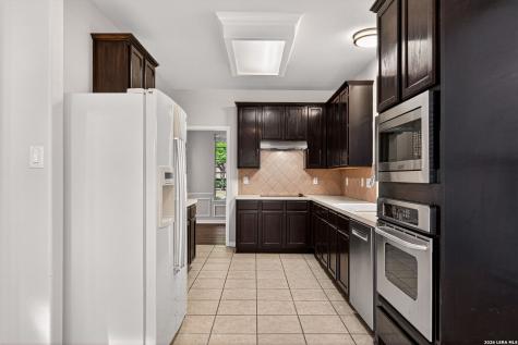 137 Niemietz Cove Cibolo TX 78108