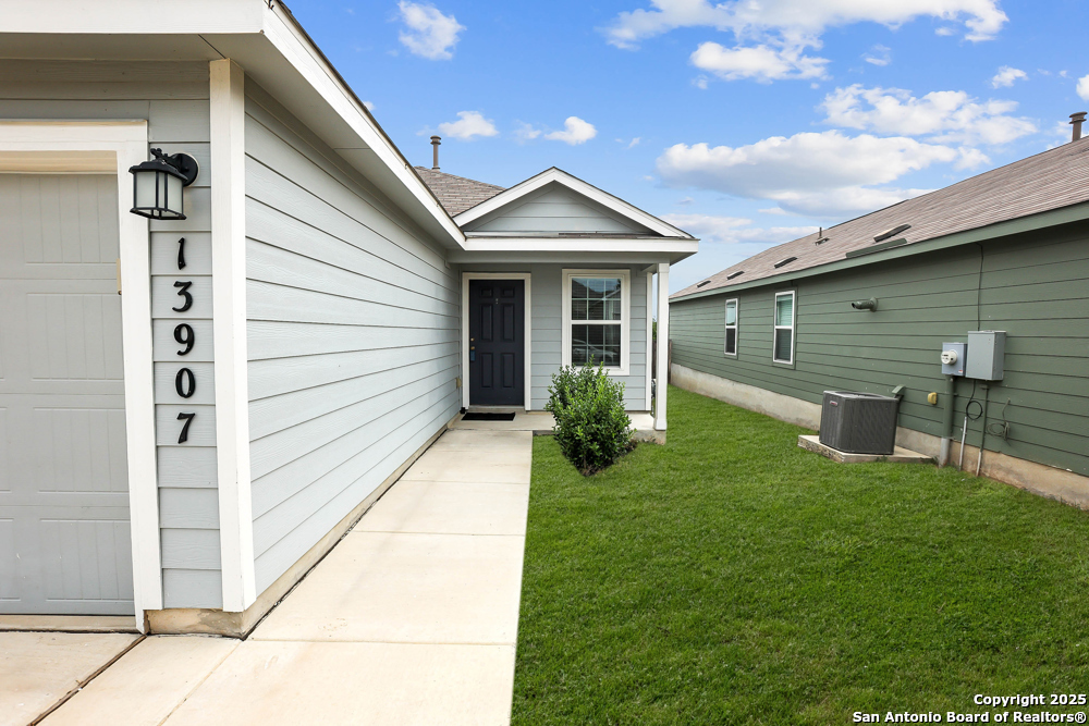 13907 Silos Meadows San Antonio TX 78252