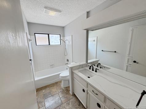 16918 Summer Creek Drive San Antonio TX 78248