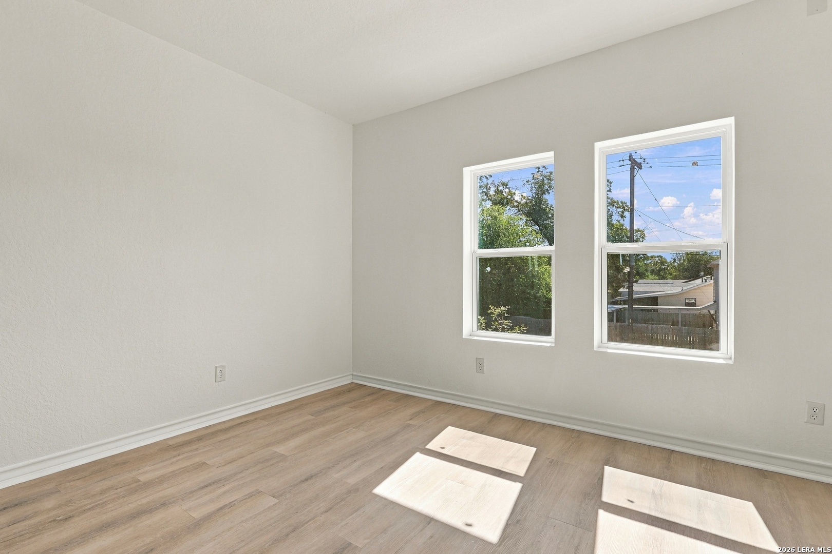1303 Essex St, #201 San Antonio TX 78210