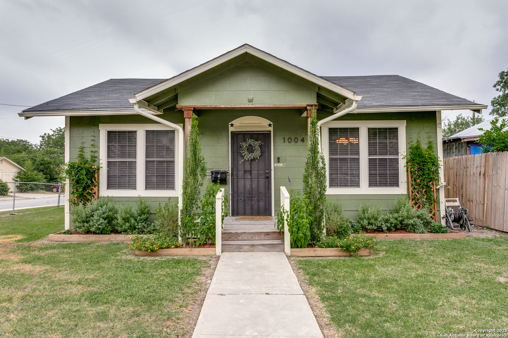 1004 Edison Drive San Antonio TX 78201