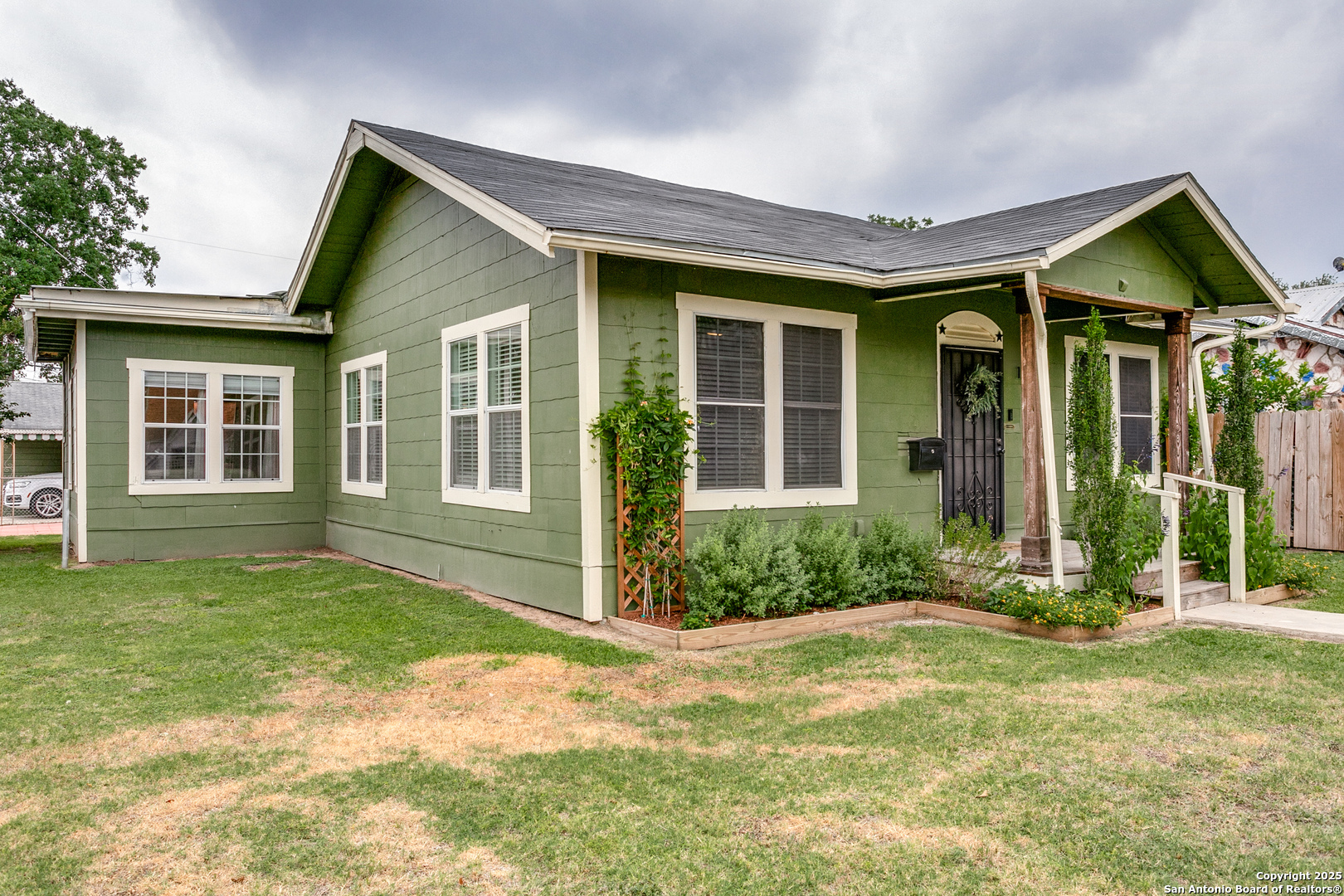 1004 Edison Drive San Antonio TX 78201