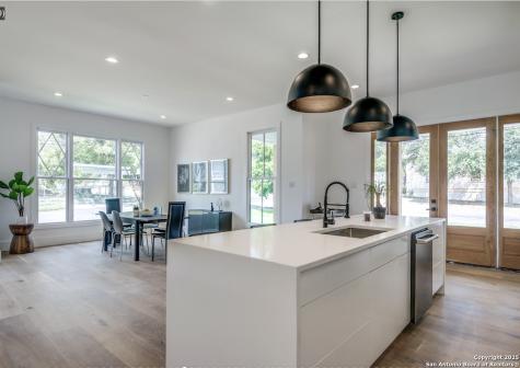 630 E Carson Street San Antonio TX 78208