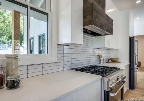 630 E Carson Street San Antonio TX 78208