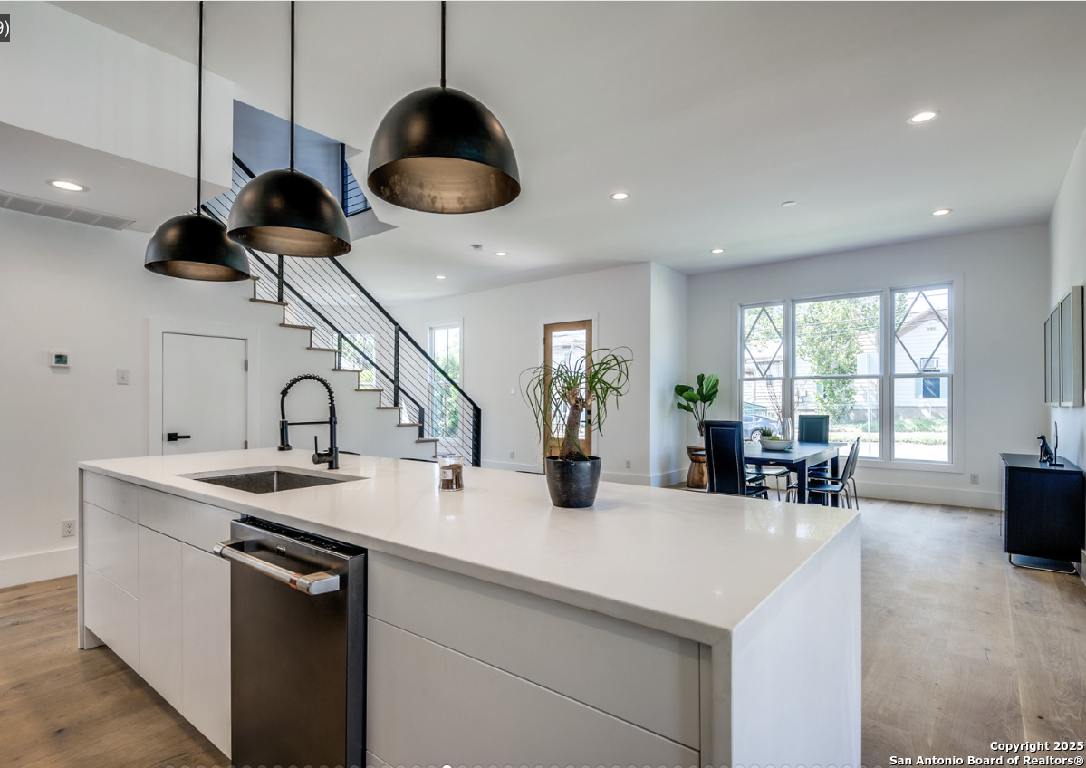 630 E Carson Street San Antonio TX 78208