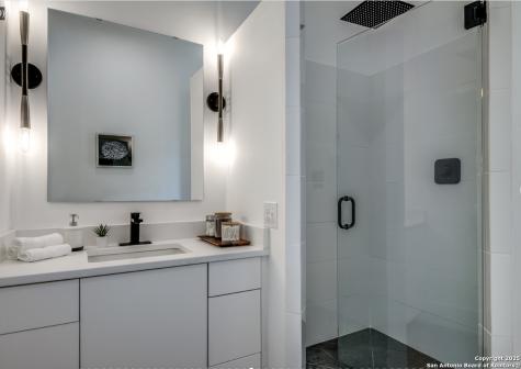 630 E Carson Street San Antonio TX 78208