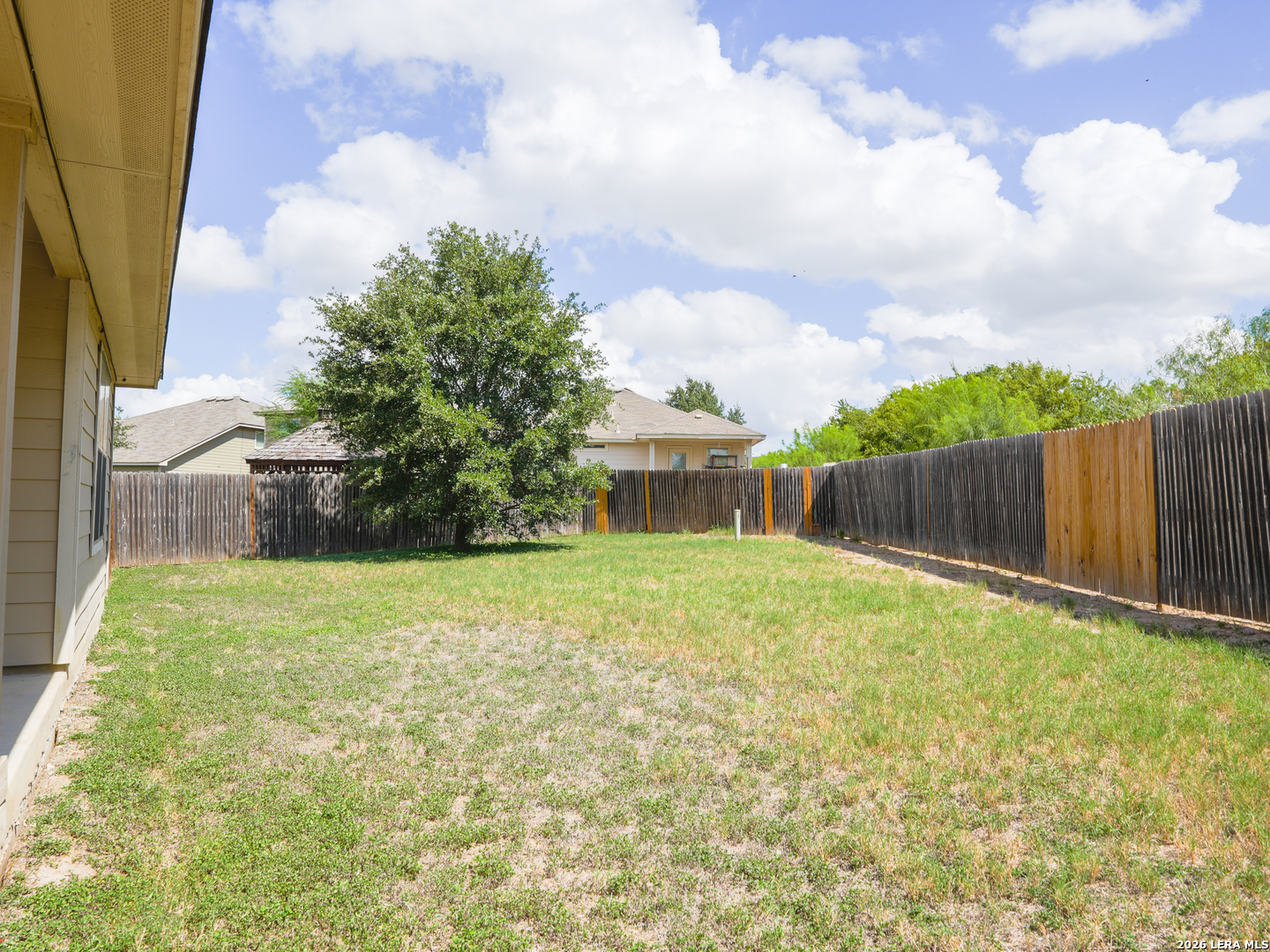 4750 Gambels Quail Converse TX 78109