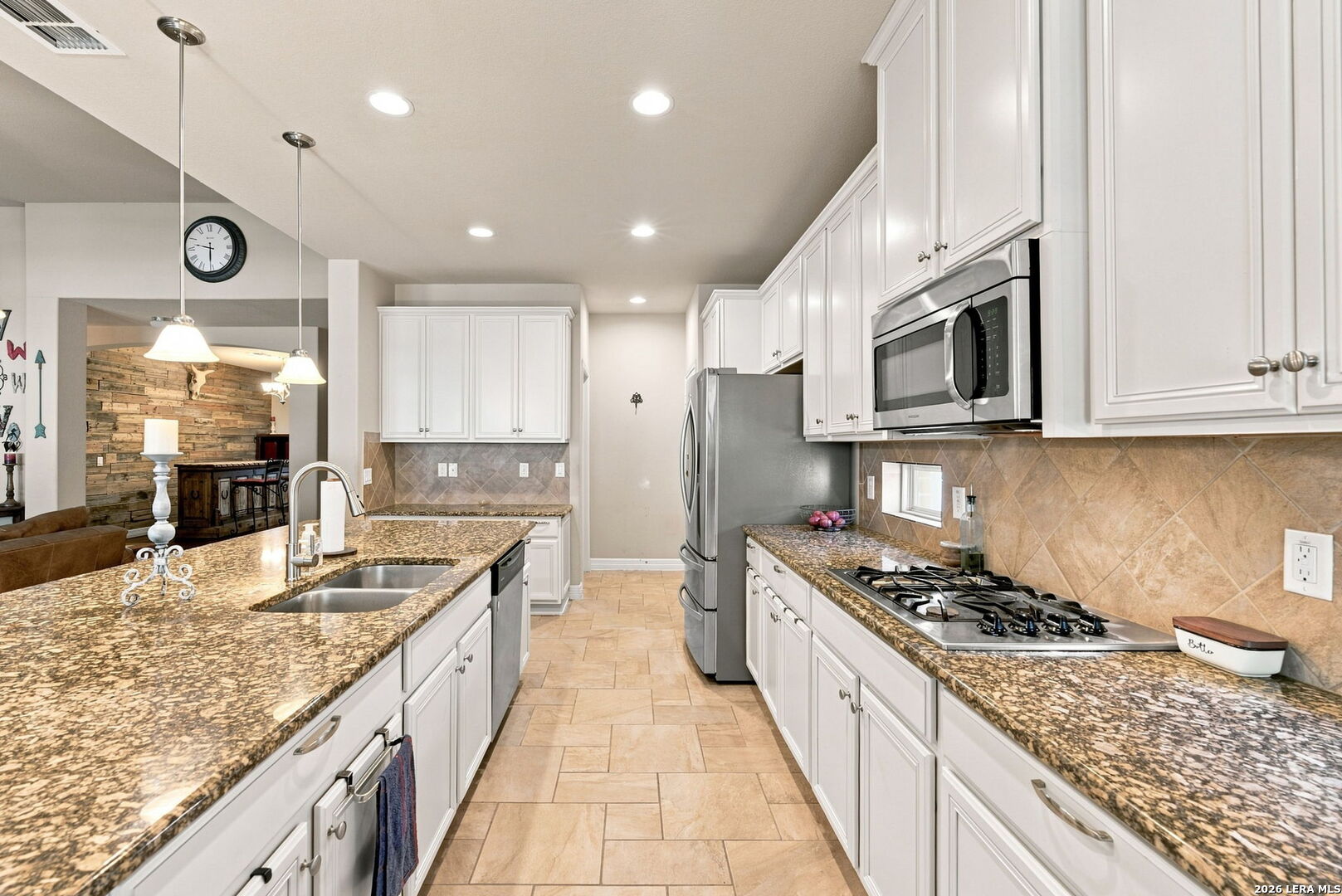 8951 Highland Dawn San Antonio TX 78254