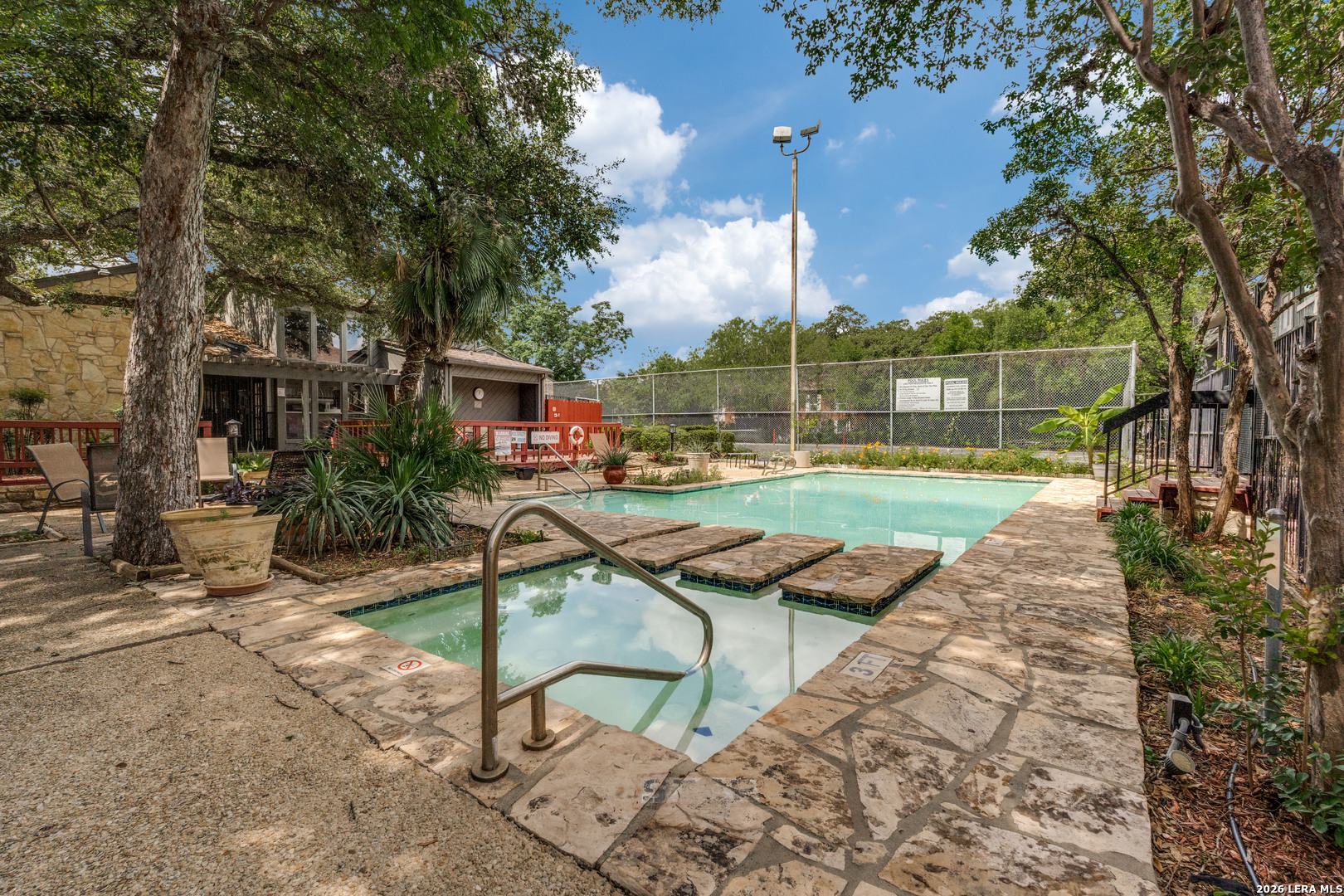 3843 Barrington San Antonio TX 78217