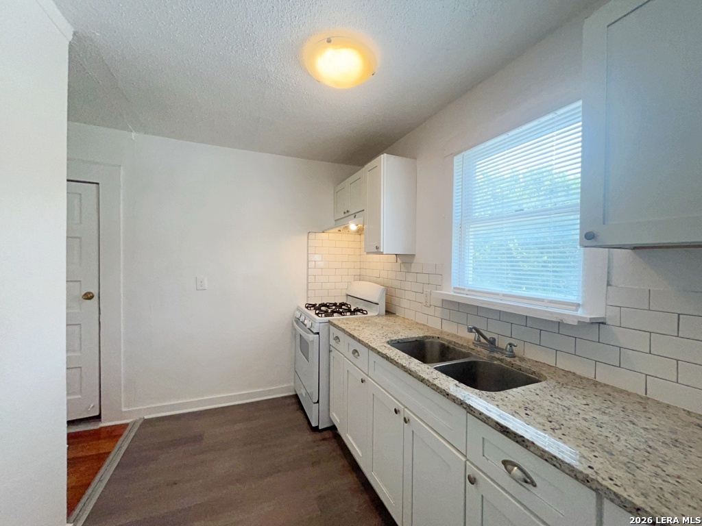 827 Steves Avenue San Antonio TX 78210