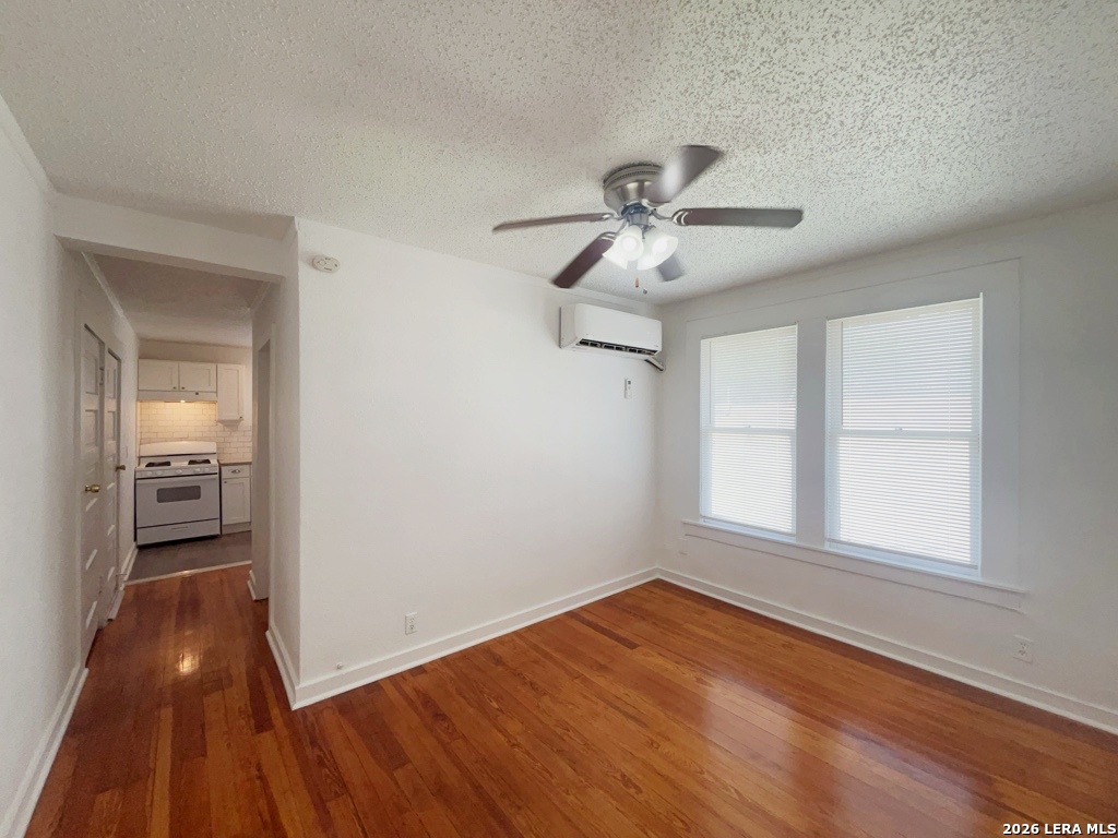 827 Steves Avenue San Antonio TX 78210