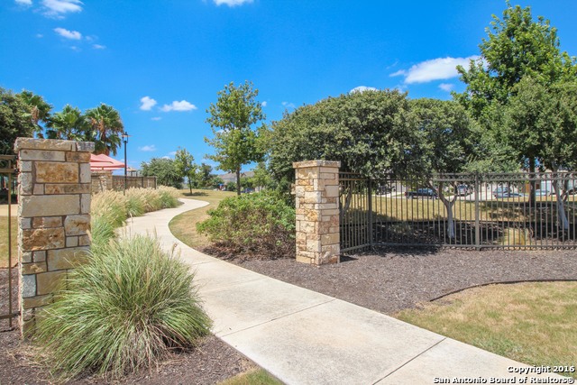 8518 W Finlandia Gap San Antonio TX 78251