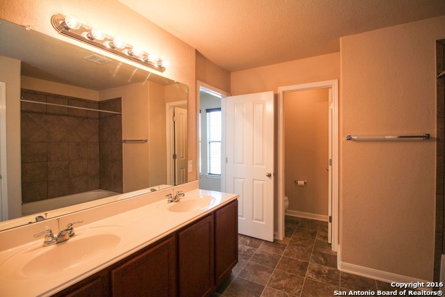 8518 W Finlandia Gap San Antonio TX 78251