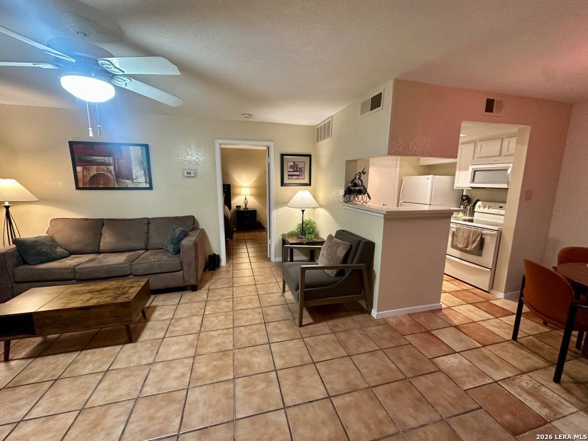 11311 Sir Winston Street San Antonio TX 78216