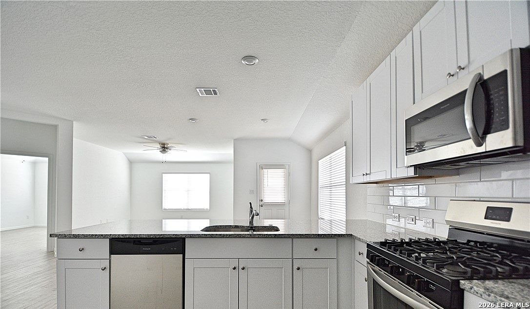 1208 Treehouse Lane New Braunfels TX 78130