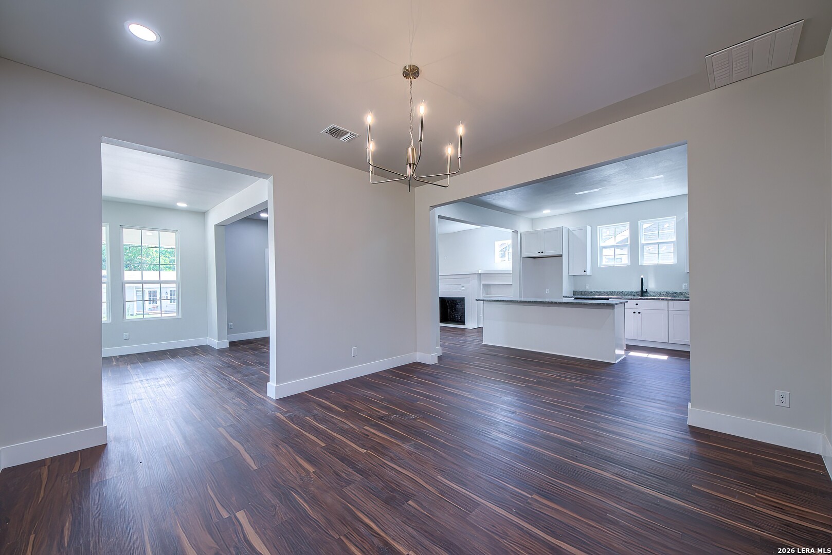 823 W French Place San Antonio TX 78212