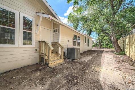 823 W French Place San Antonio TX 78212