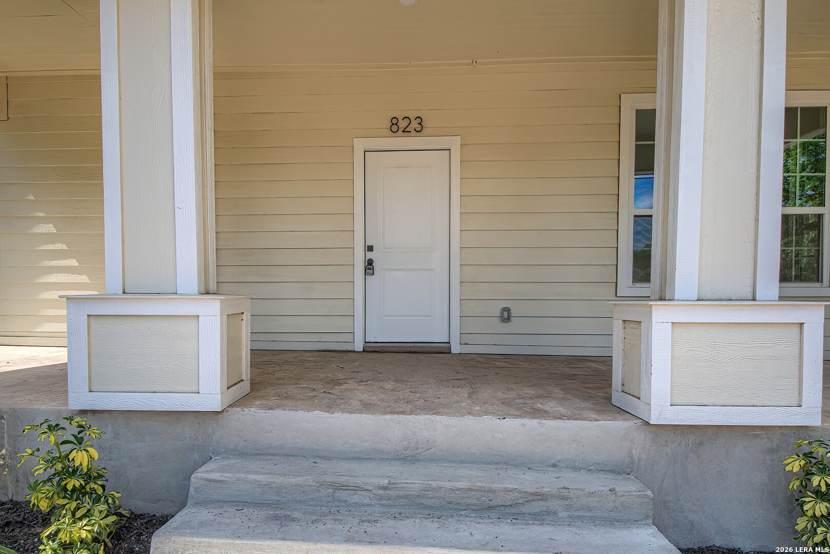 823 W French Place San Antonio TX 78212