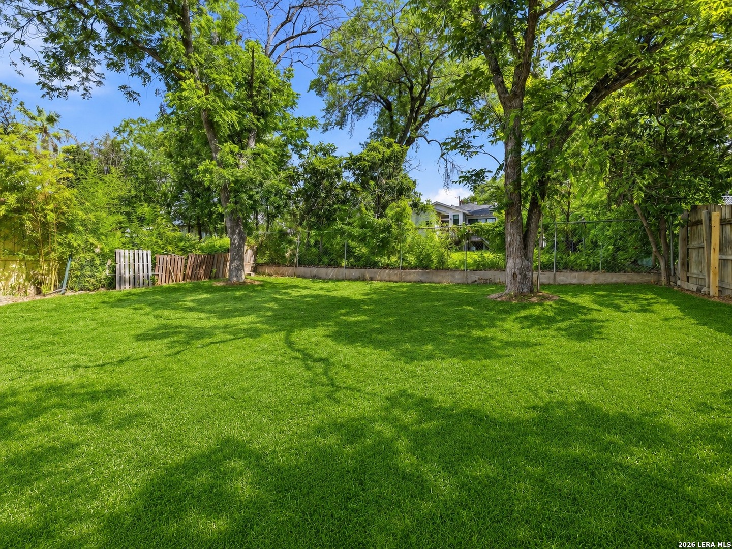 823 W French Place San Antonio TX 78212