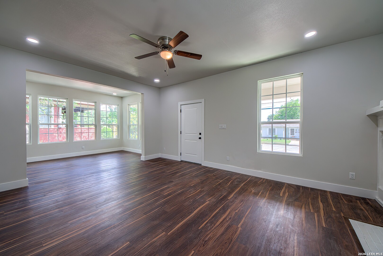 823 W French Place San Antonio TX 78212