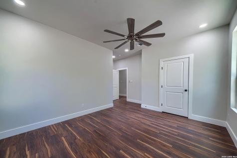 823 W French Place San Antonio TX 78212