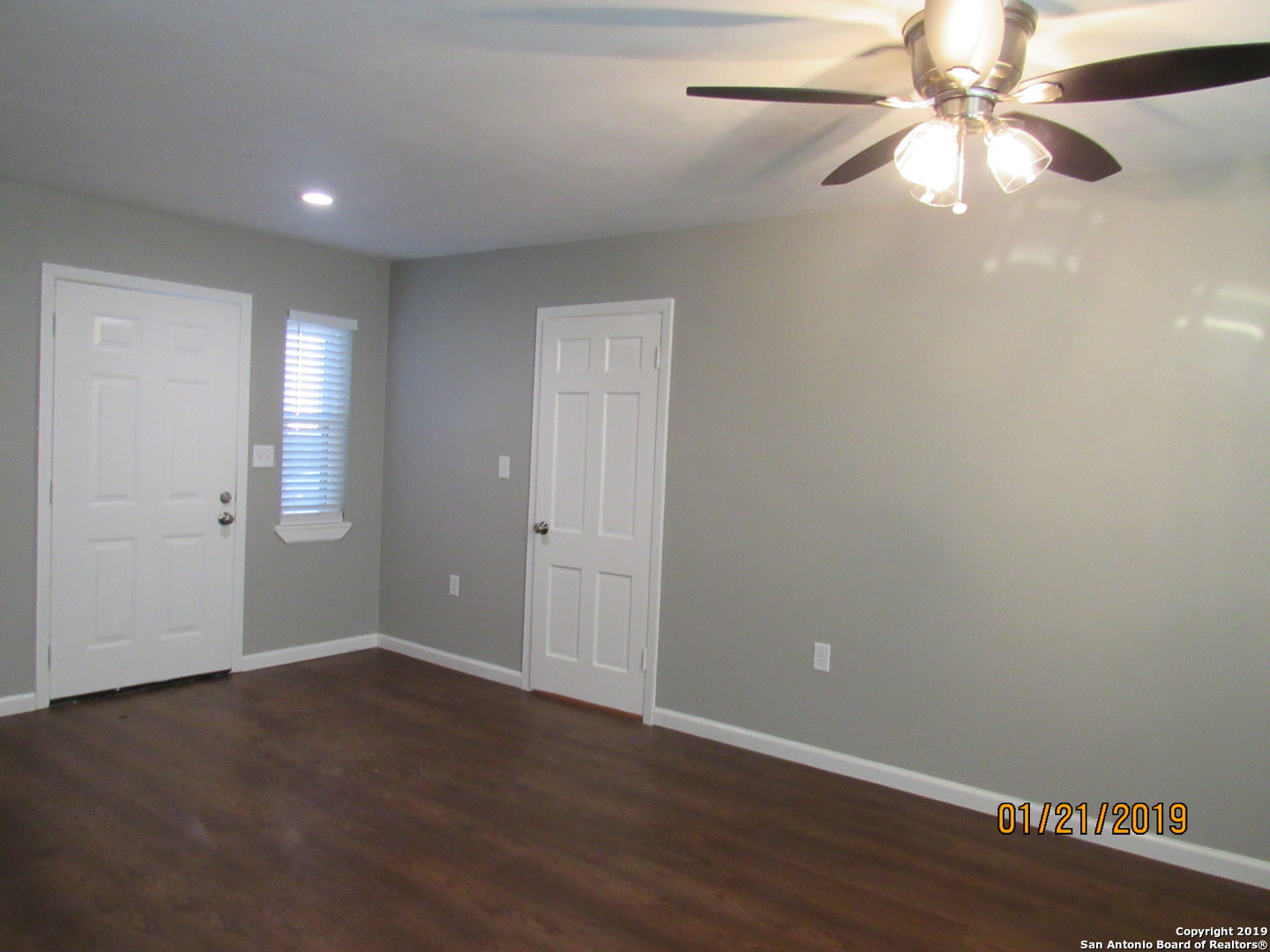 1024 W Woodlawn Avenue San Antonio TX 78201