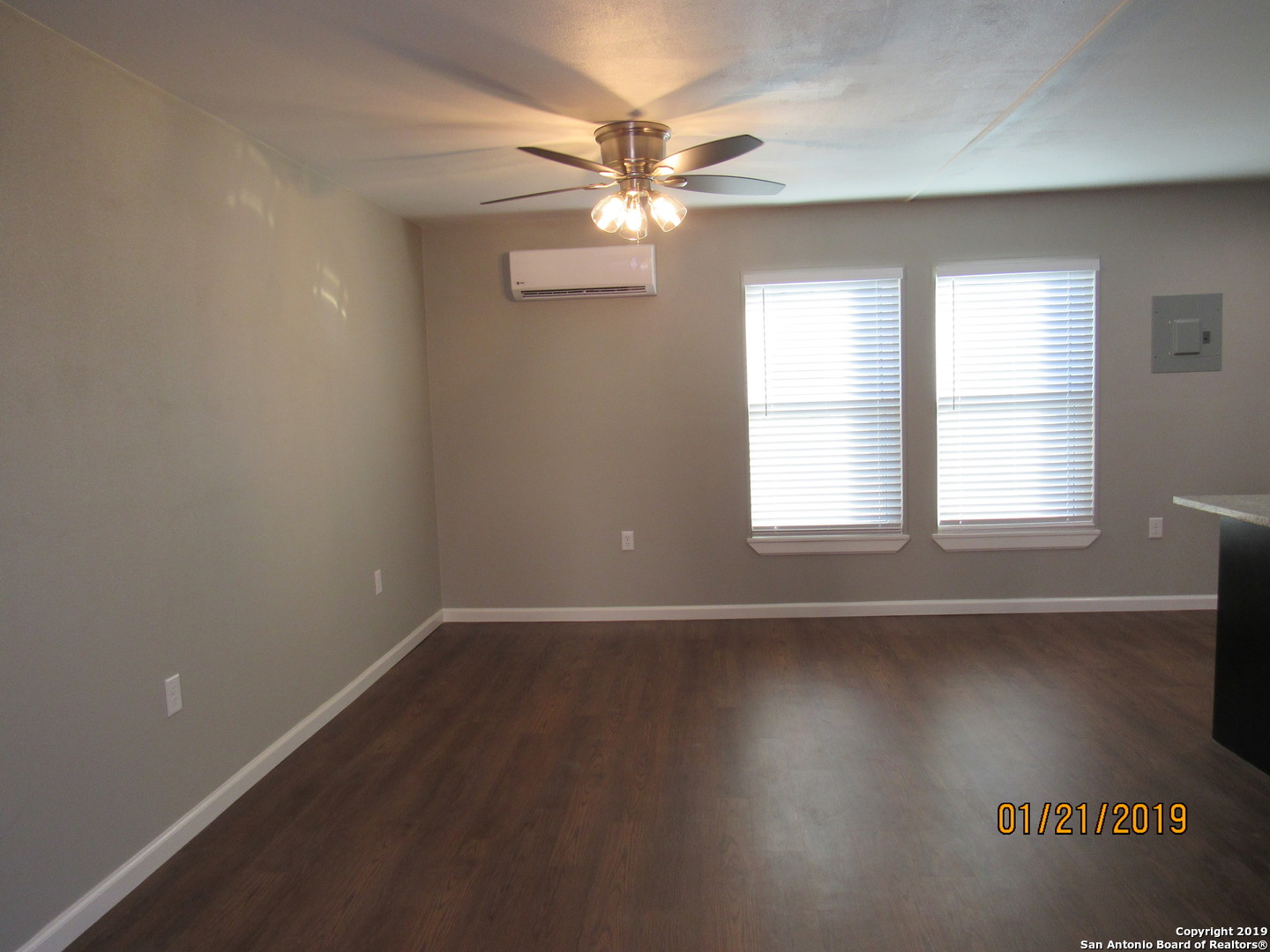 1024 W Woodlawn Avenue San Antonio TX 78201