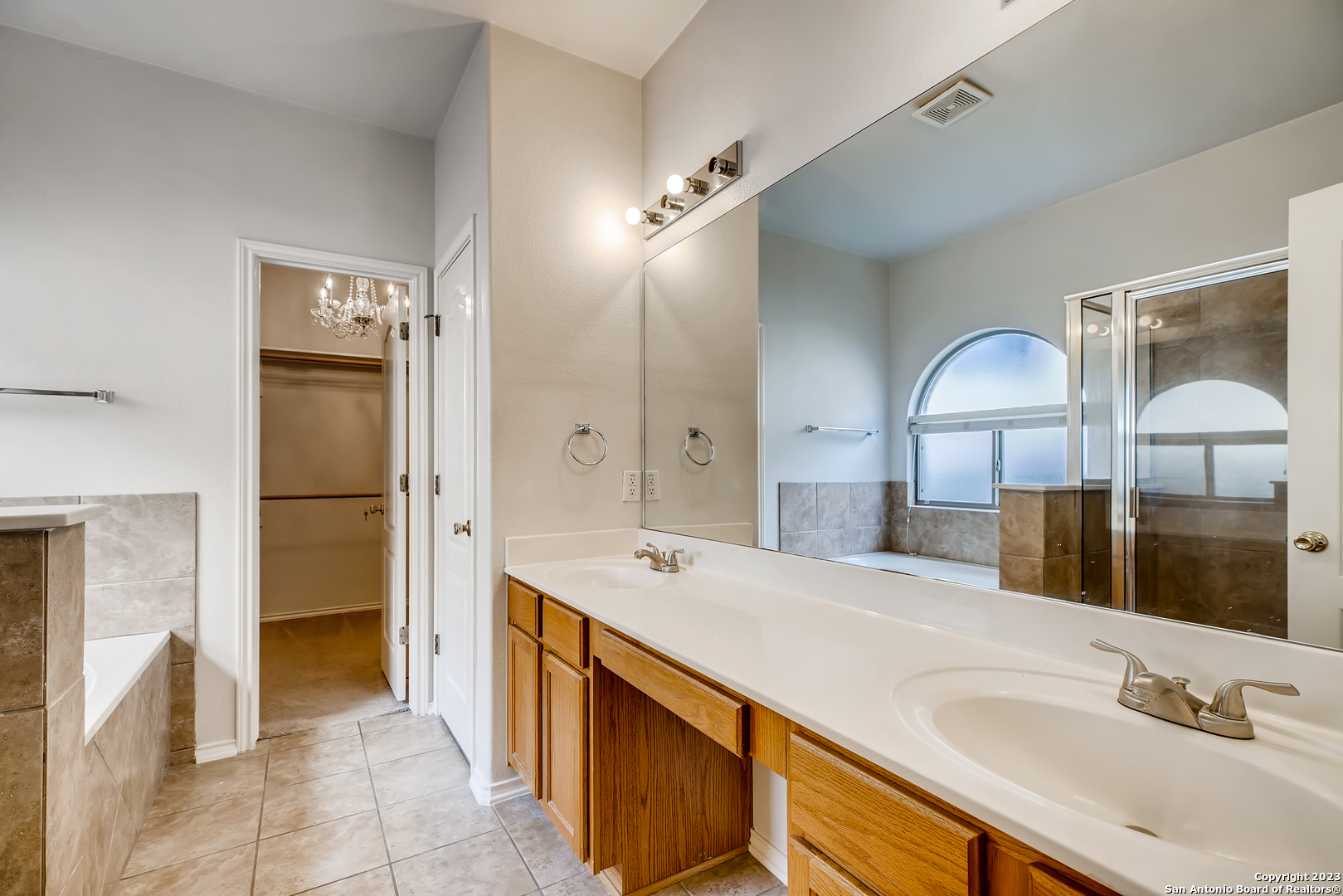 18835 Rogers Pass San Antonio TX 78258