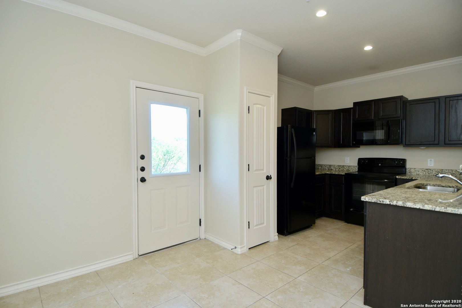 6627 Arancione Avenue San Antonio TX 78233