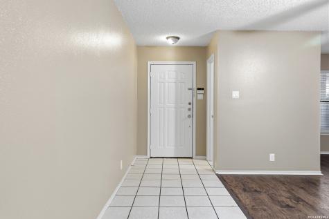 5202 Kenton Stone San Antonio TX 78240