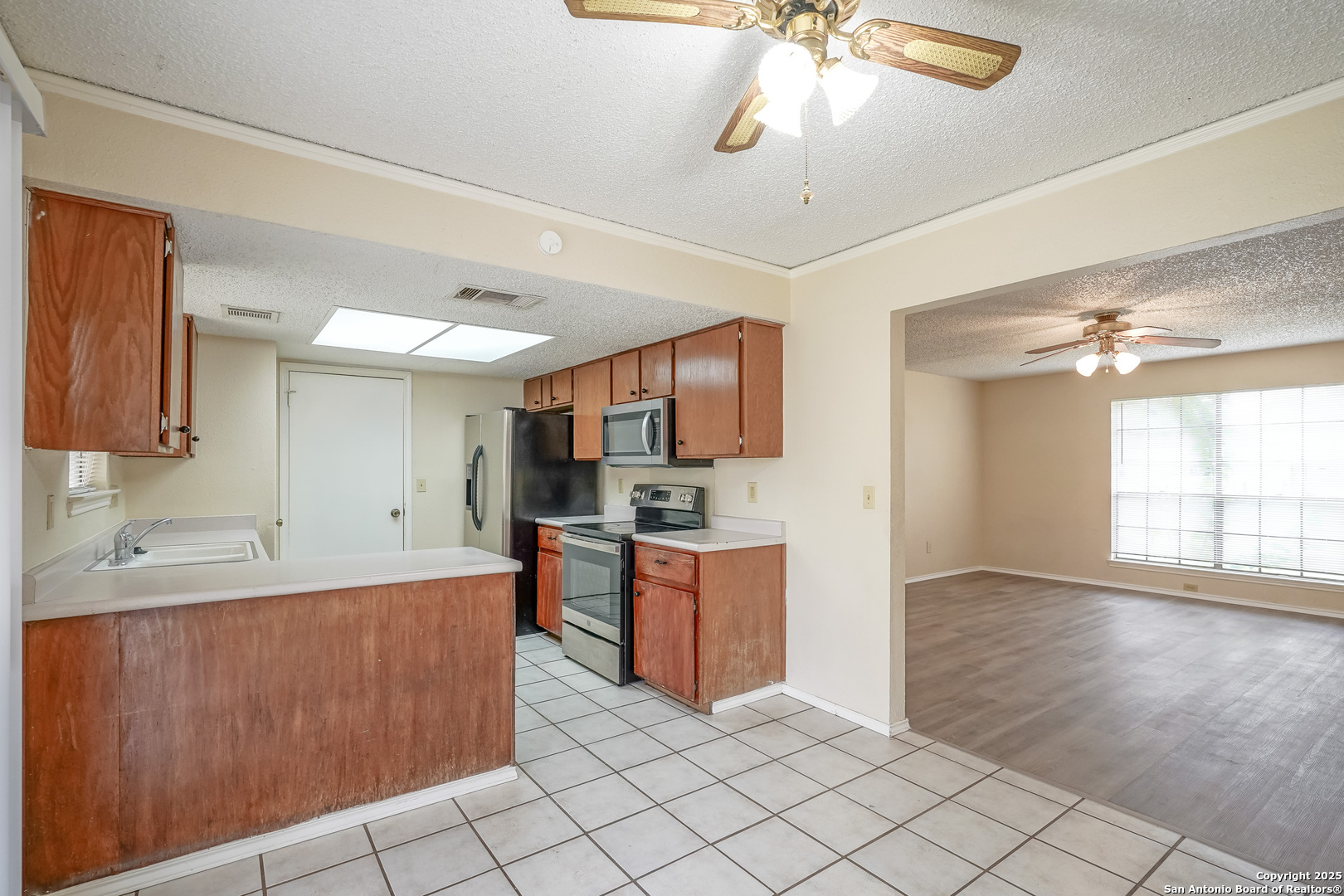 7262 Shadow Ridge San Antonio TX 78250