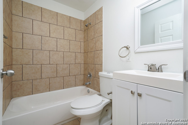 214 Nopal Street San Antonio TX 78210