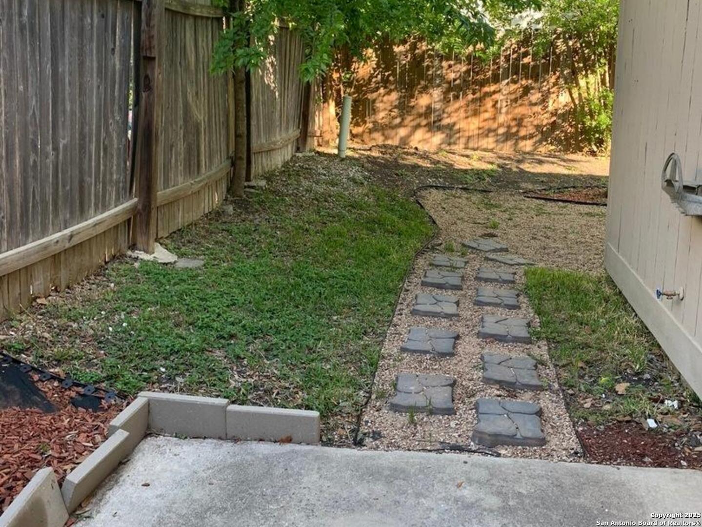 6323 Worchester Knolls San Antonio TX 78233