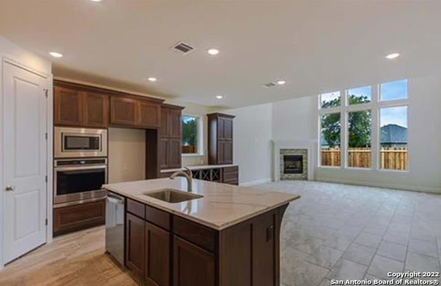 1422 Oaklawn Drive New Braunfels TX 78132