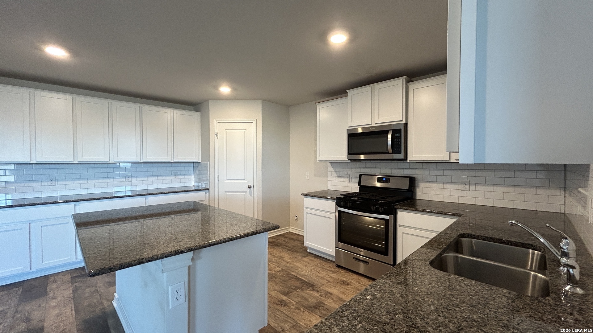 6518 Hoffman Plain San Antonio TX 78252