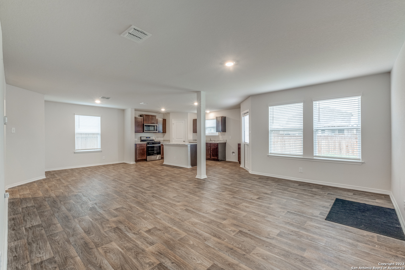 9558 Ranch Loop San Antonio TX 78254