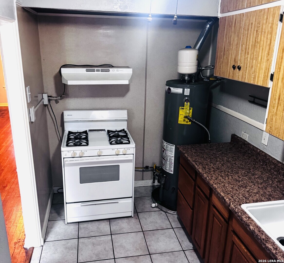 409 W Lynwood Avenue San Antonio TX 78212