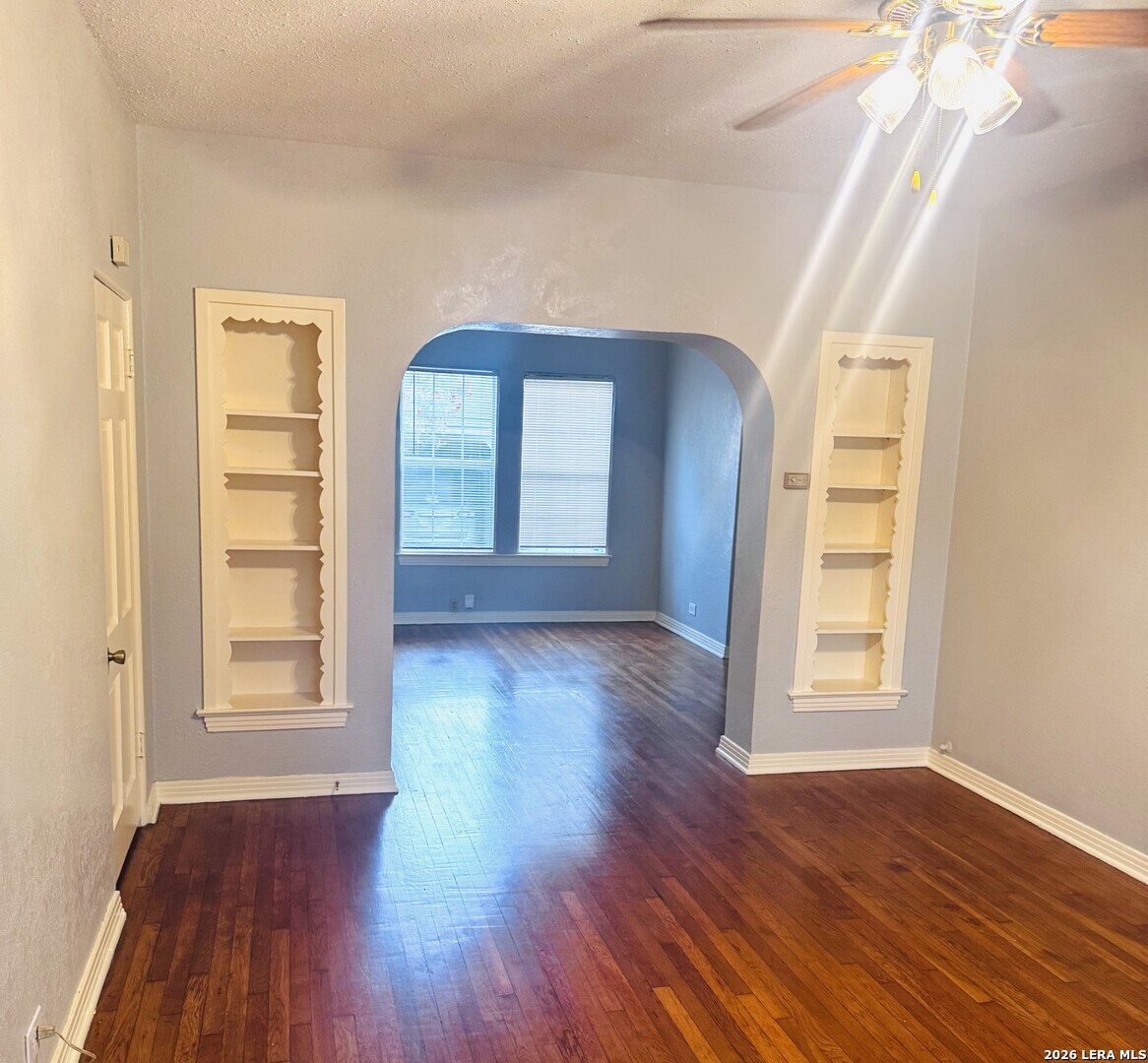 409 W Lynwood Avenue San Antonio TX 78212