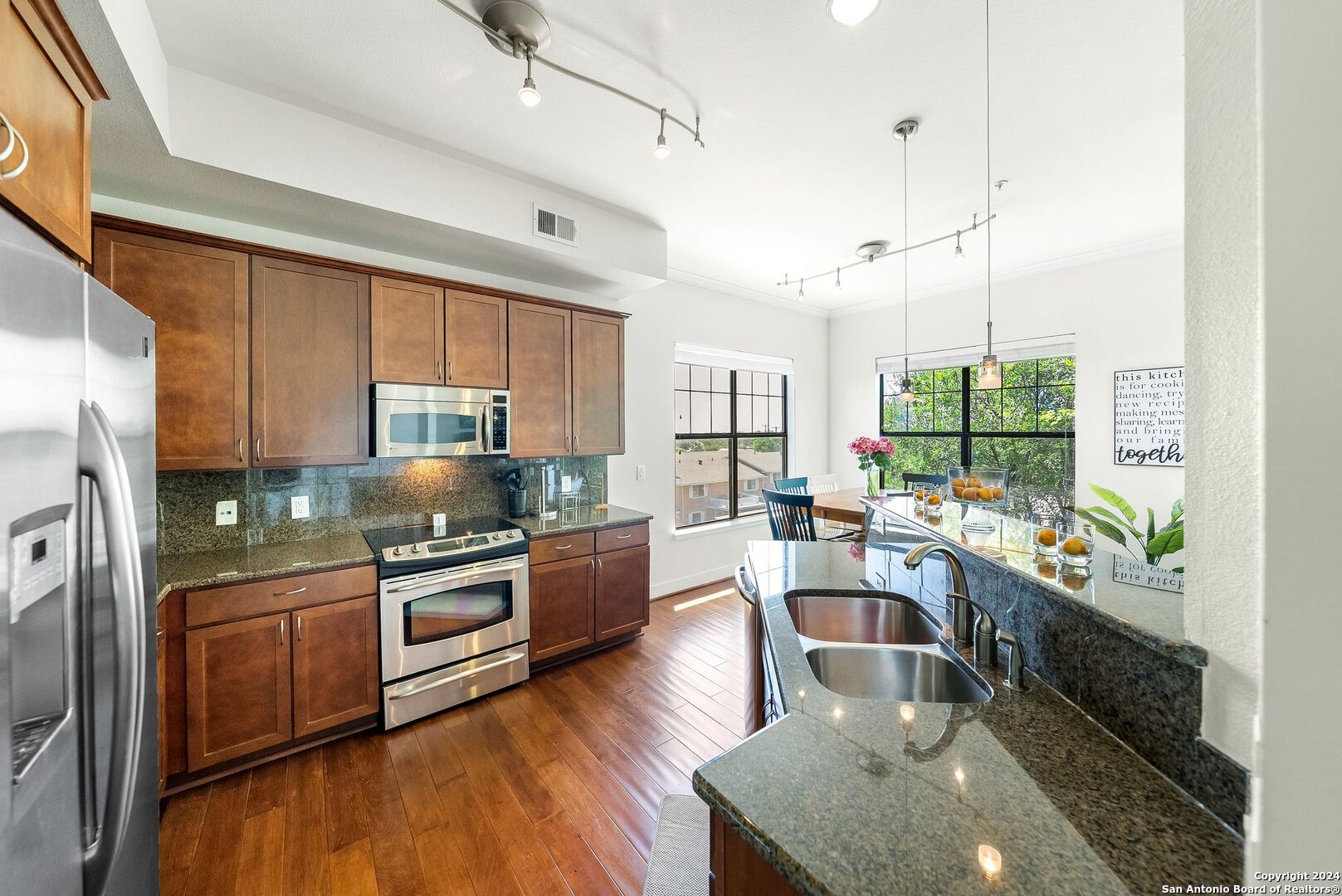 7342 Oak Manor Drive San Antonio TX 78229