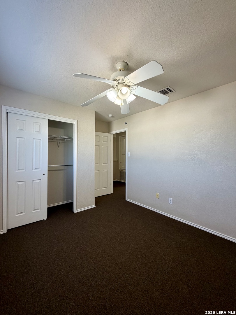 9407 Hacienda Acres San Antonio TX 78245